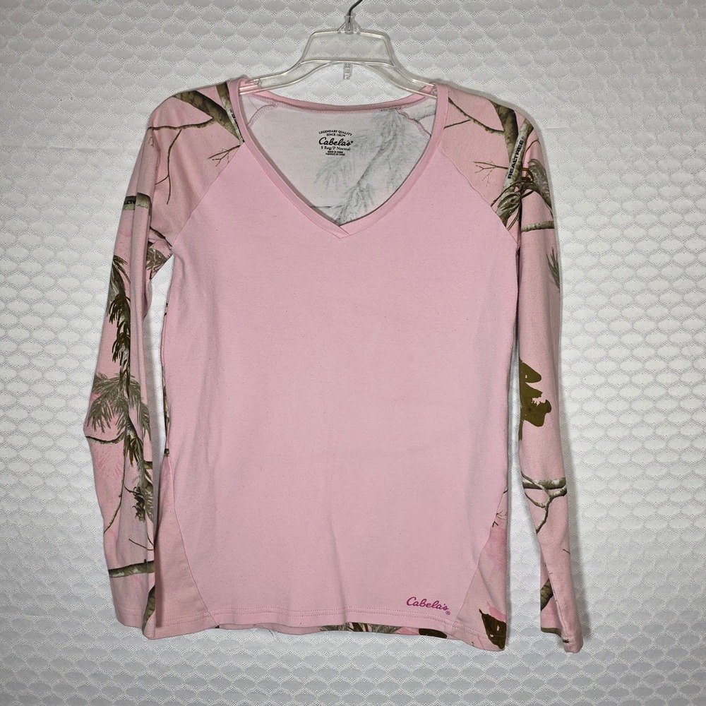 Cabelas Womens Pink Realtree Camo Long Sleeve V-Neck T-Shirt Size S